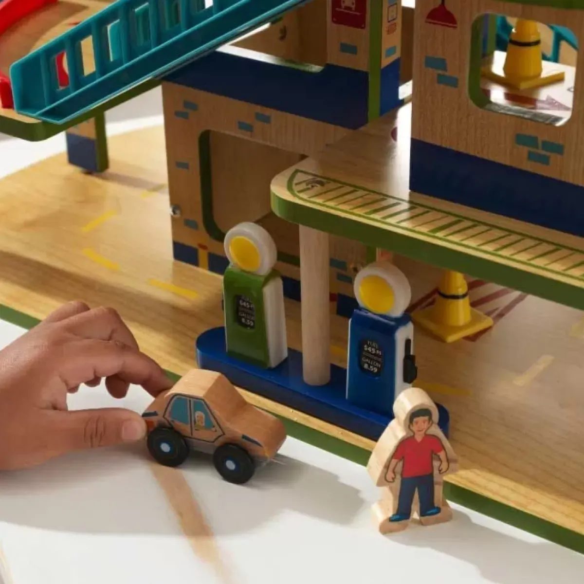 Play Sets^KidKraft Wash N Go Wooden Car Garage